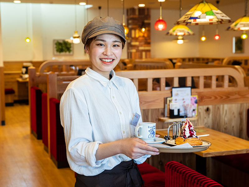 コメダ珈琲店淡路志筑店 田中礼実（2年生）